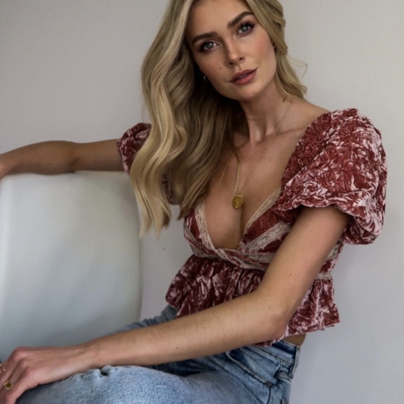 Free People Yours Truly Velvet Lace Trim Low Cut V Neck Crop Top Size Small - Picture 4 of 13